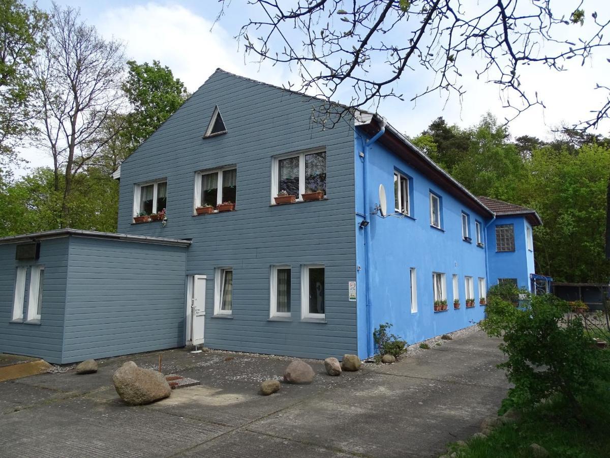 Gasthof Blaues Haus Ξενοδοχείο Bastorf Εξωτερικό φωτογραφία